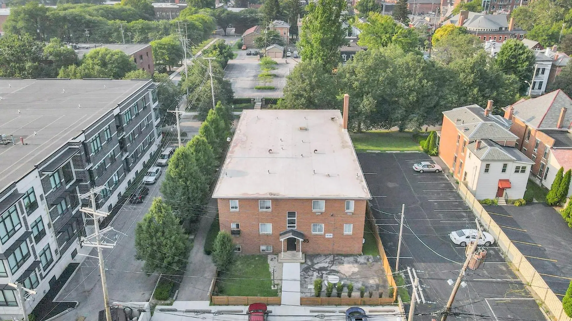 Cozy 2 Bedroom In Short North Convenient Parking 콜럼버스 아파트